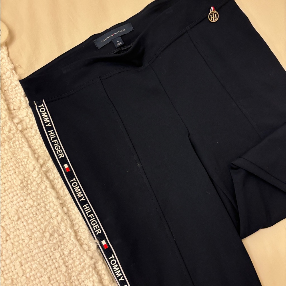 TOMMY HILFIGER stretchy pants